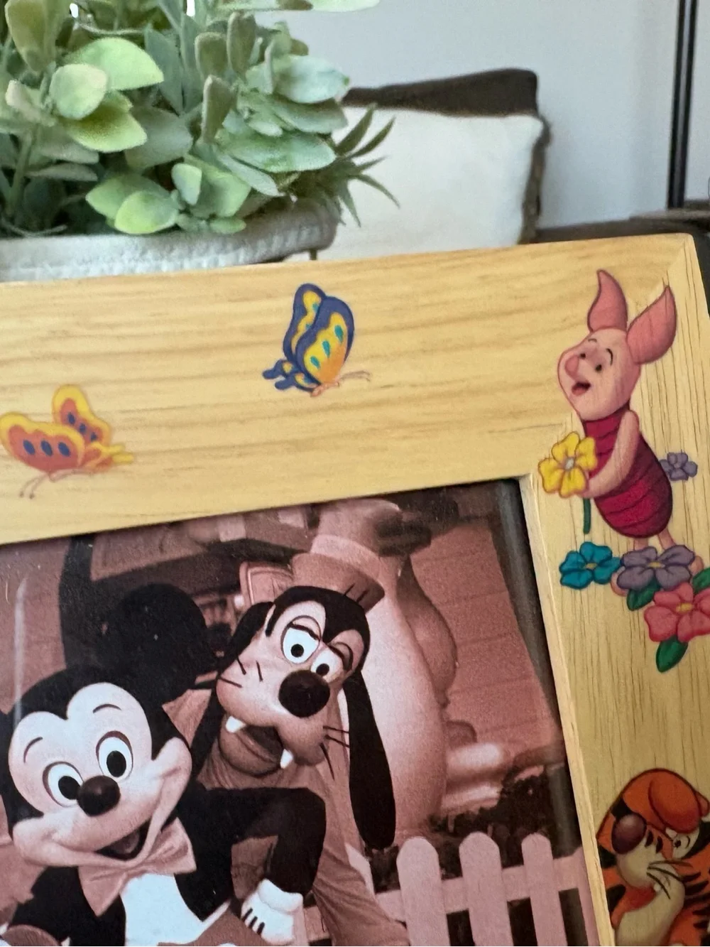 Disney Winnie the Pooh Wooden Photo Frame - Natural Finish 4x6